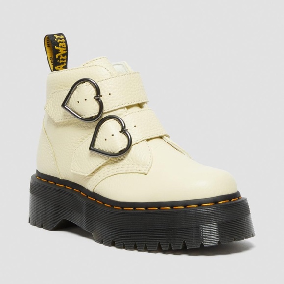 Dr. Martens Women's Devon Heart Platform Quad Retro Bone Cream Milled Nappa - Picture 1 of 9